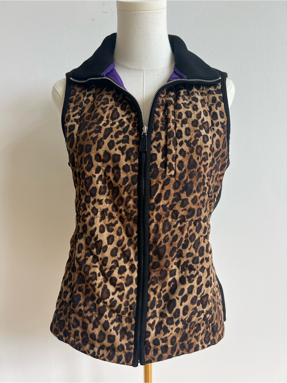 Lauren Ralph Lauren Leopard Puffer Vest Women’s M Purple Lined Quilted Full Zip